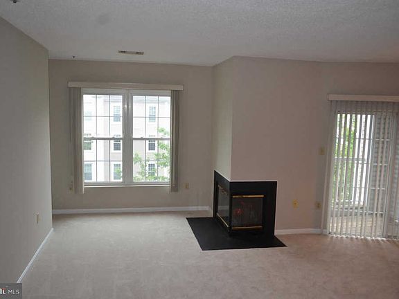 3rd image of 263 S Pickett St #99