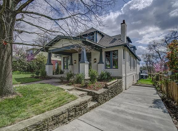 2nd image of 2617 Essex Pl