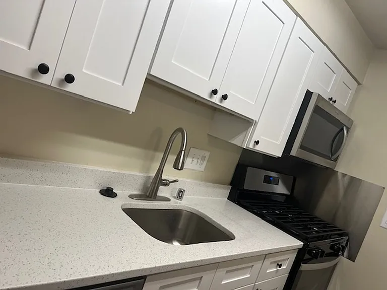 Woods Edge Apartments — Photo 44
