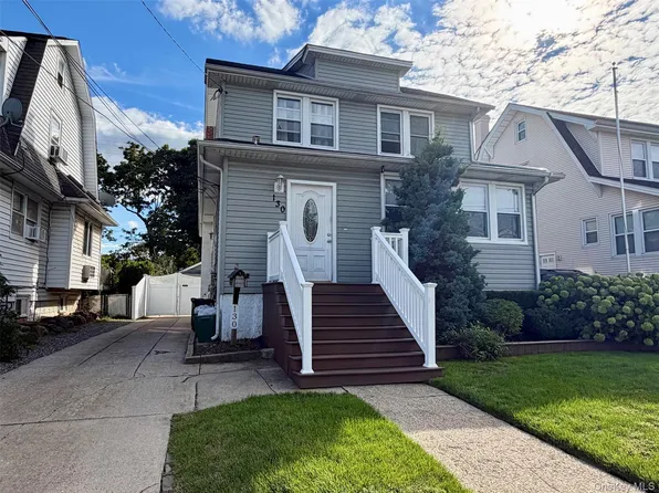 130 Lyon Pl Floor 1, Lynbrook, NY 11563