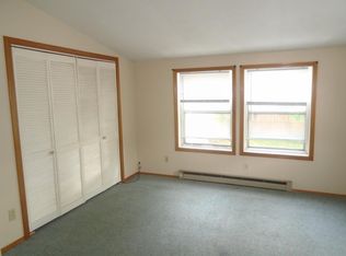 102 Huntley St, Syracuse, NY 13208