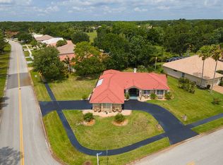 100 Double Eagle Dr, Daytona Beach, FL 32119