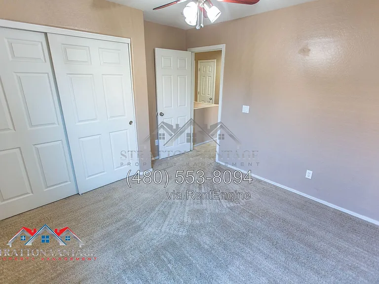 1423 N 81st Ave — Photo 24