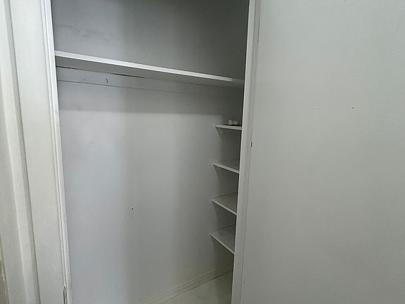 5th image of 851 E 600 S APT 105