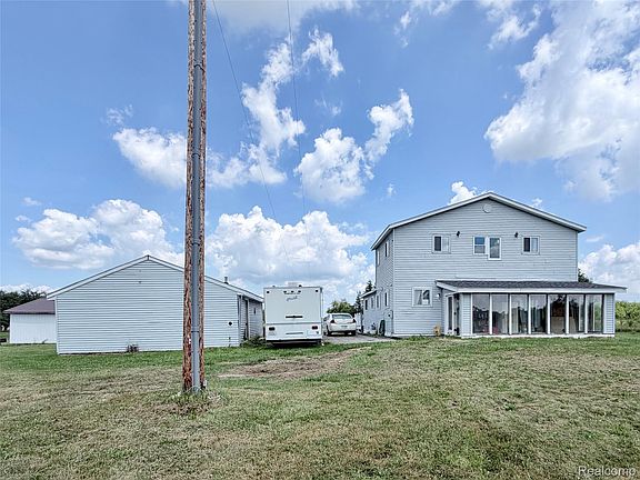 5th image of 10865 Norman Rd