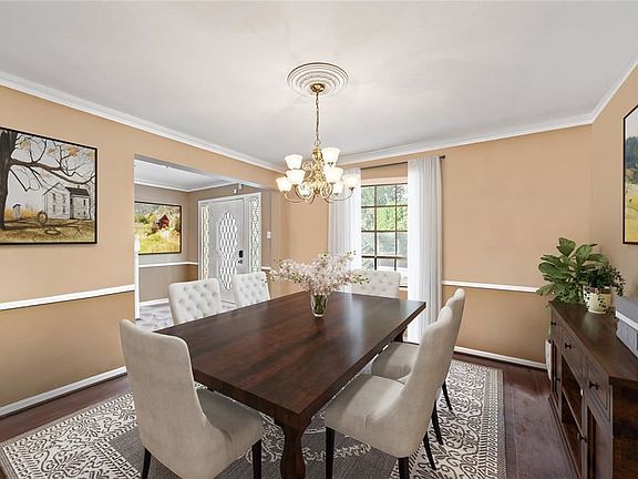 3rd image of 5310 Foresthaven Dr
