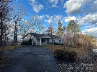 89 Bobcat Path, Marion, NC 28752