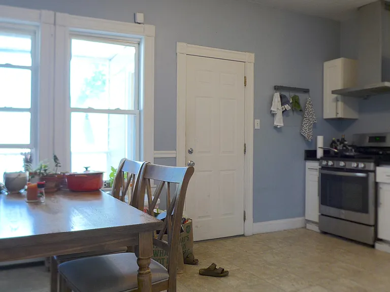 244 Prospect St — Photo 13