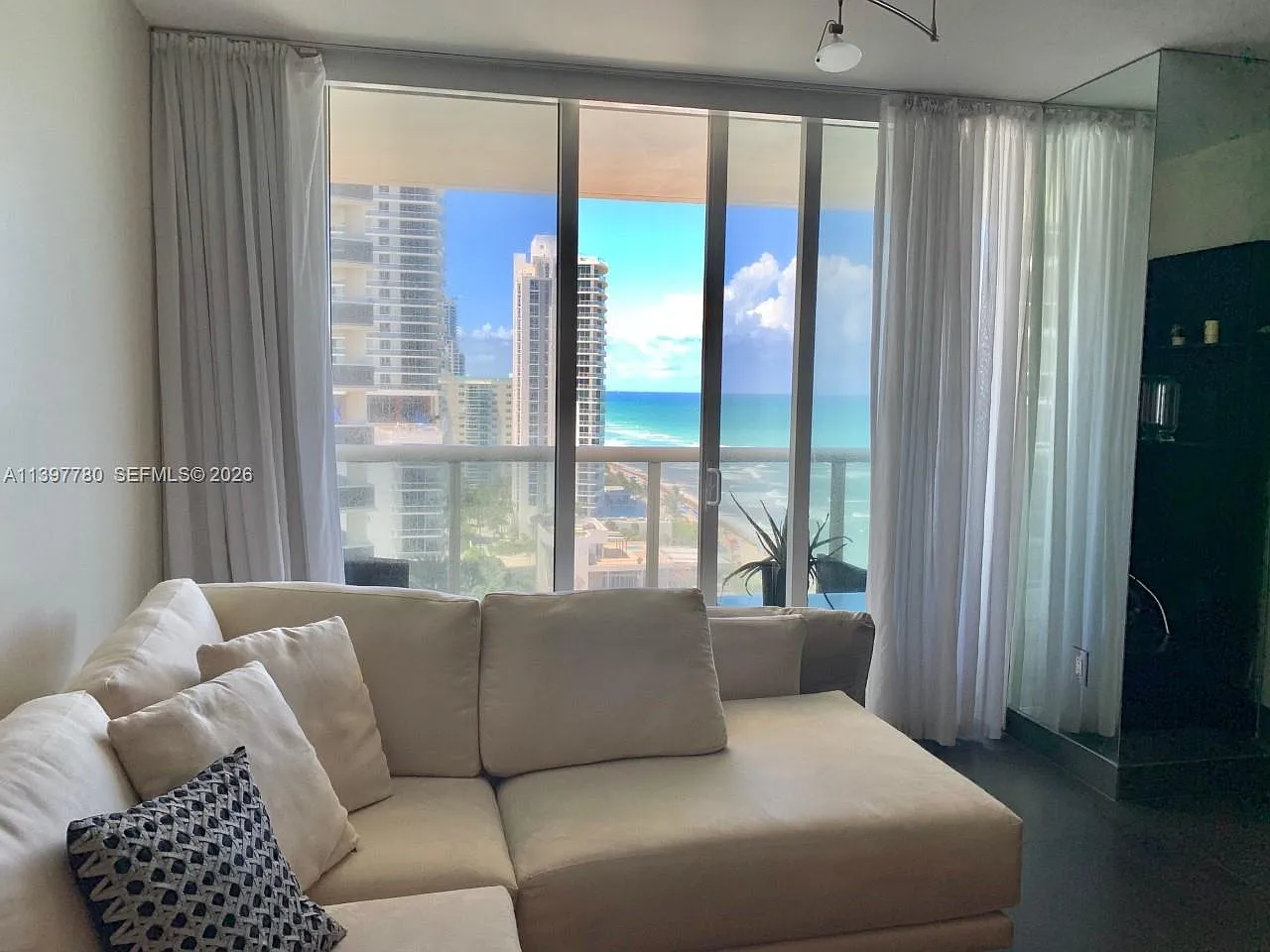 Beach Club Two Condo — Photo 3