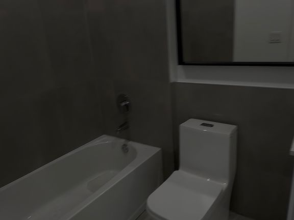 5th image of 909 E 24th St #301