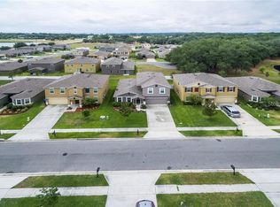3633 Umbrella Ct, Tavares, FL 32778
