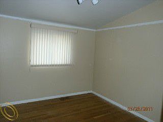 5th image of 9272 Idaho St