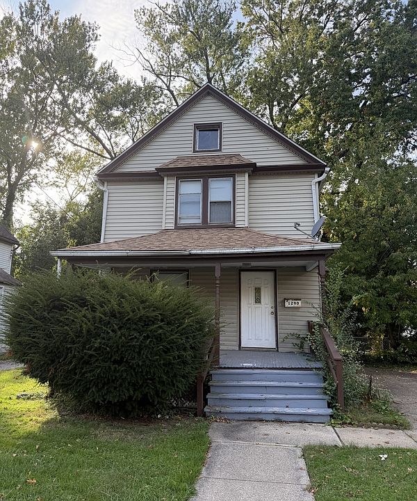 1st image of 1290 E 188th St