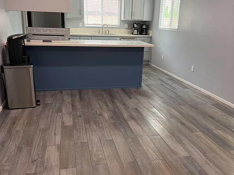 Rockway Dr — Photo 2