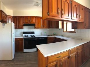 32-05 21st Ave, Astoria, NY 11105