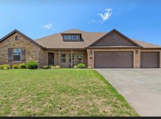1030 Quail Hollow Dr, Centerton, AR 72719