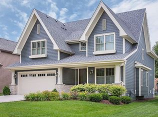 338 Parkside Ave, Itasca, IL 60143