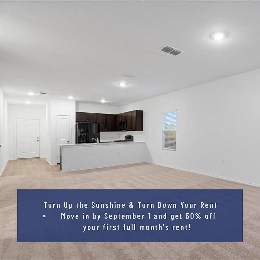 4 bed, 2.5 bath, 1856 sqft, $2,075 — Photo 1