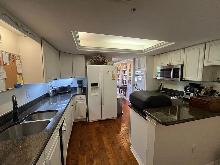 1 John Anderson Dr #4050 — Photo 6
