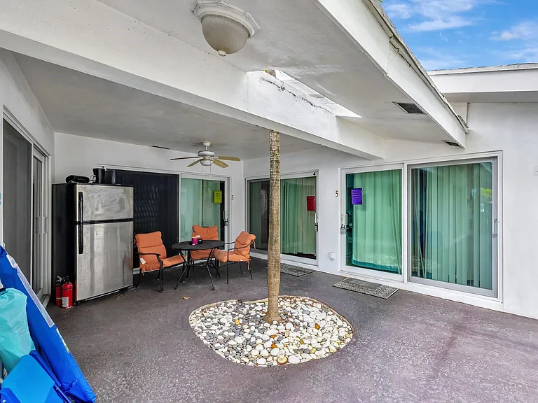 4548 N Ocean Dr #3 — Photo 7