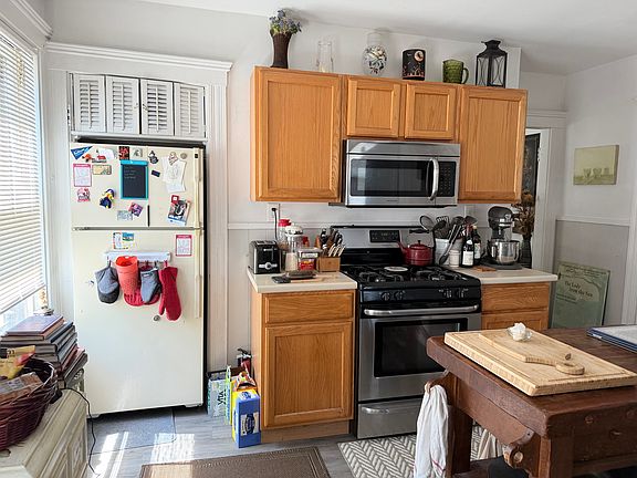 2nd image of 20 Cleveland Rd #1
