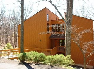 5212 Falcon Ridge Rd, Roanoke, VA 24018