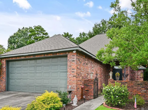 2453 Sherry St, Belle Chasse, LA 70726