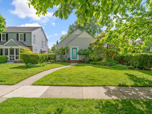 886 S Roosevelt Ave, Columbus, OH 43209
