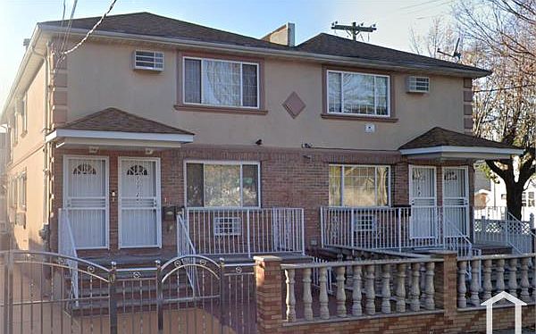 1st image of 11926 153rd St Floor 1