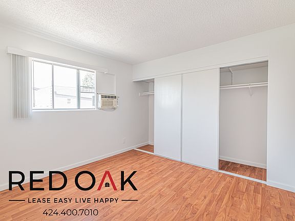 3rd image of 14244 Erwin St APT 5