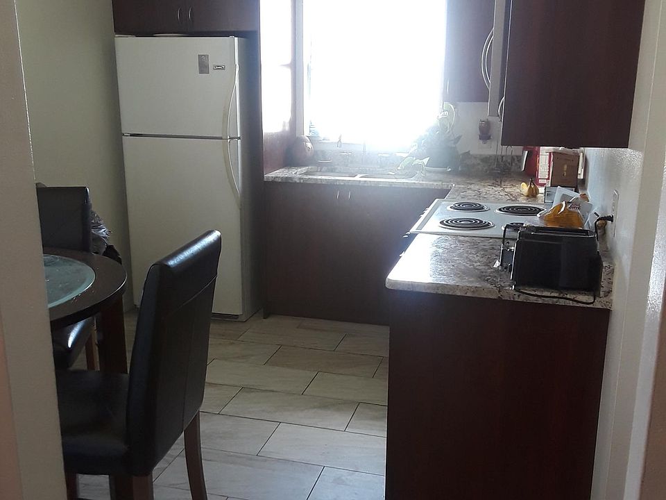 new cabinets, granit contet tops