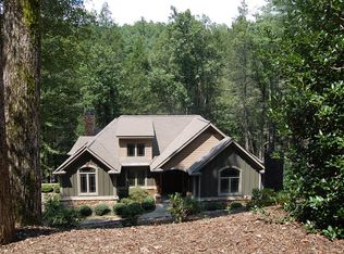 34 Old Fox Trl, Hendersonville, NC 28792