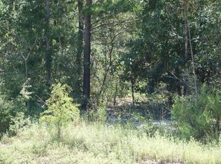 24 Oakwood Lakes Blvd, Defuniak Springs, FL 32433