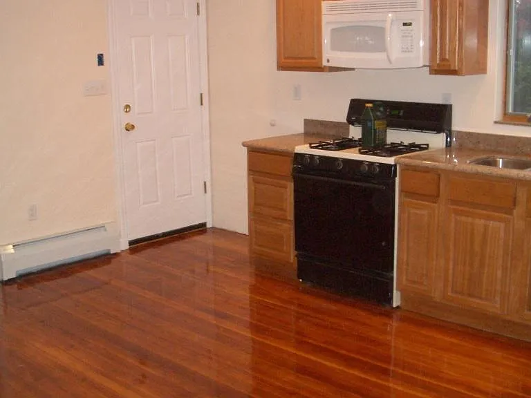 32 Saint John St #1 — Photo 19