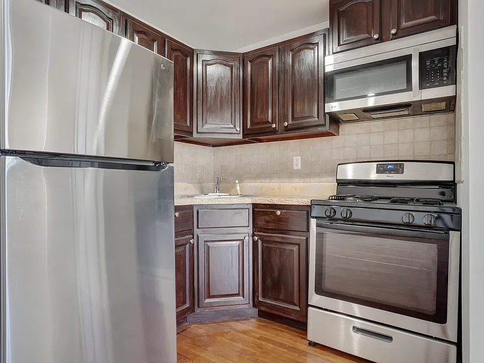 773 Fountain Ave #2