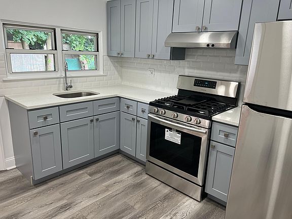 4th image of 48 Woodoak Dr