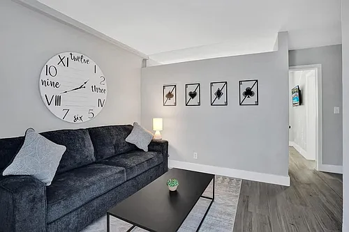 50 Davie Blvd Photo 1