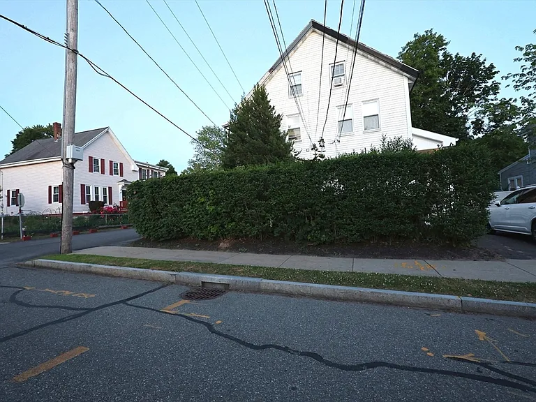 173 Porter St #4 — Photo 19