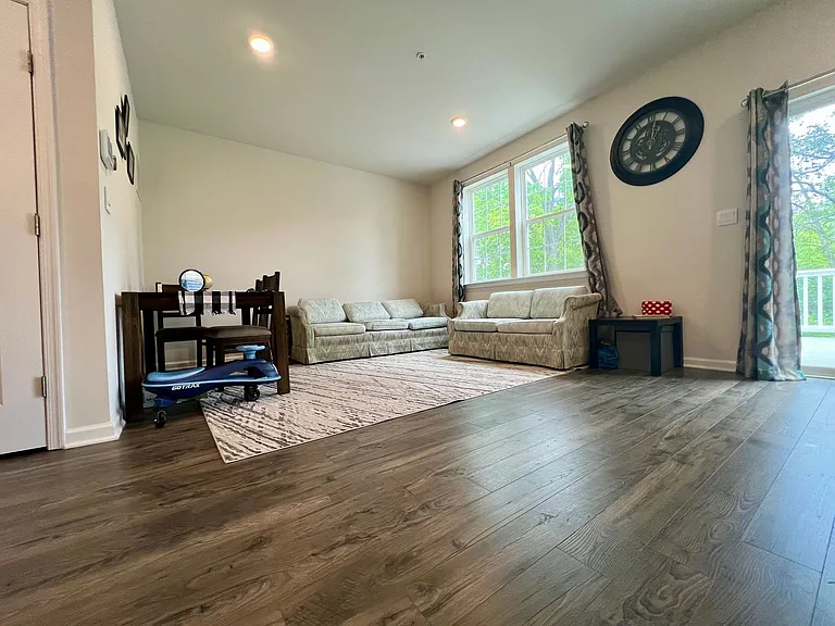 38 Fonthill Ct — Photo 18