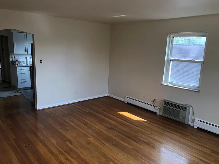 1189 Taylor Ave #1 — Photo 4