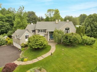 6 Sherwood Ln, Bedford Hills, NY 10507