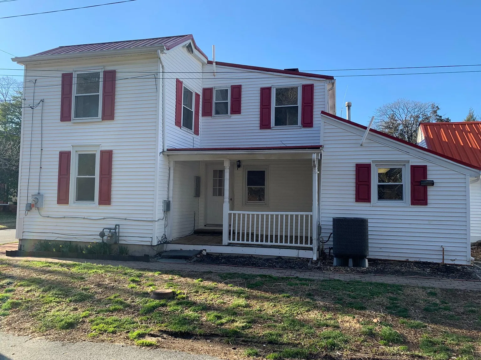 34 S Union Street — Photo 1