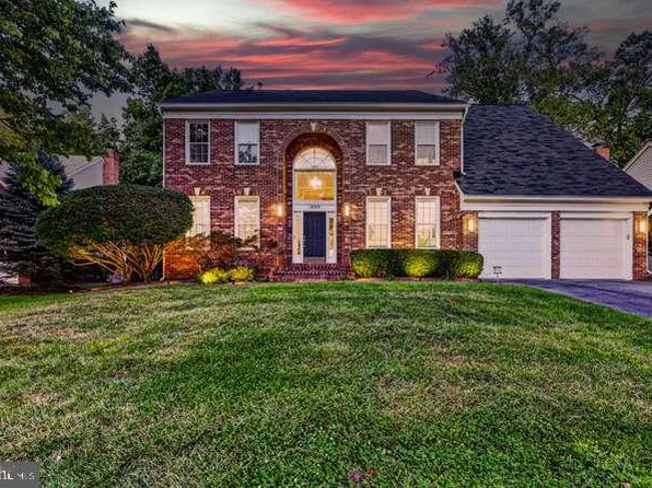 15309 Chinaberry St, Gaithersburg, MD 20878