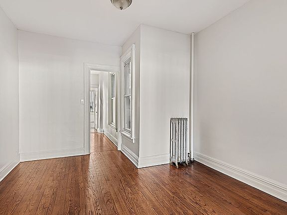 3rd image of 100 Pilling St