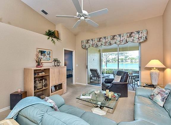 3rd image of 5549 Greenwood Cir