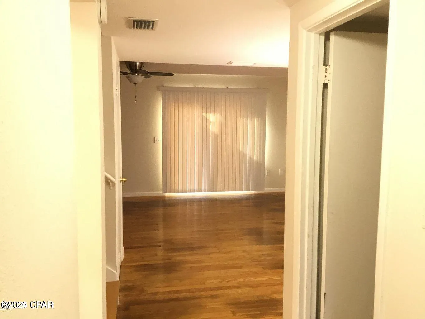 2 bed, 1.5 bath, 1164 sqft, $1,650 — Photo 3