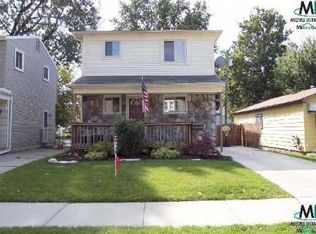 22020 Rosedale Saint, Saint Clair Shores, MI 48080