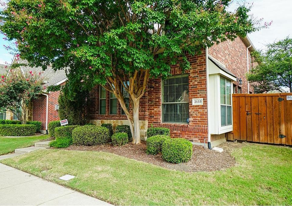 1st image of 2133 Walnut Square Dr