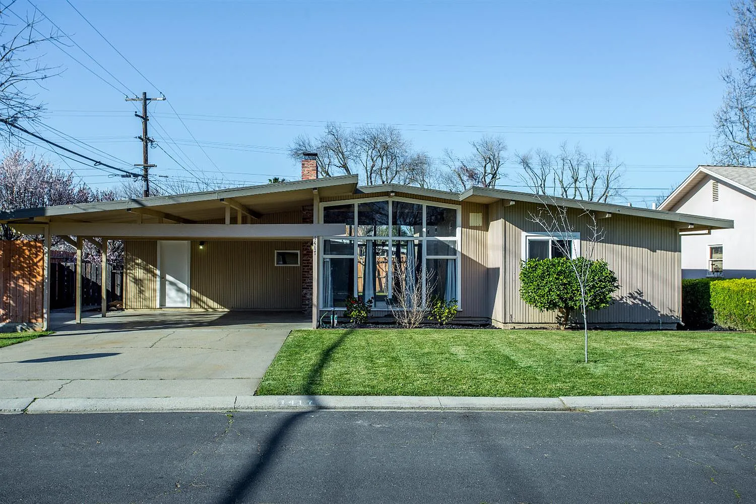 1417 Cherrywood Dr photo 1