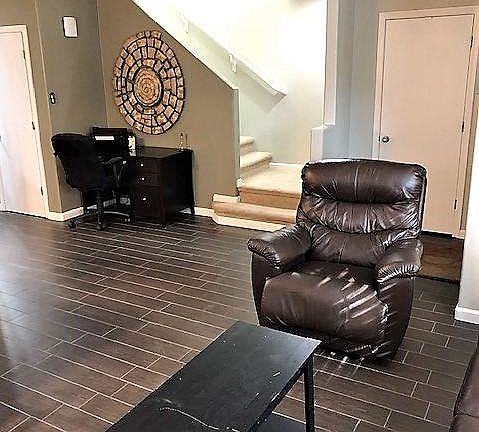 5th image of 6005 S Sweet Birch Ln